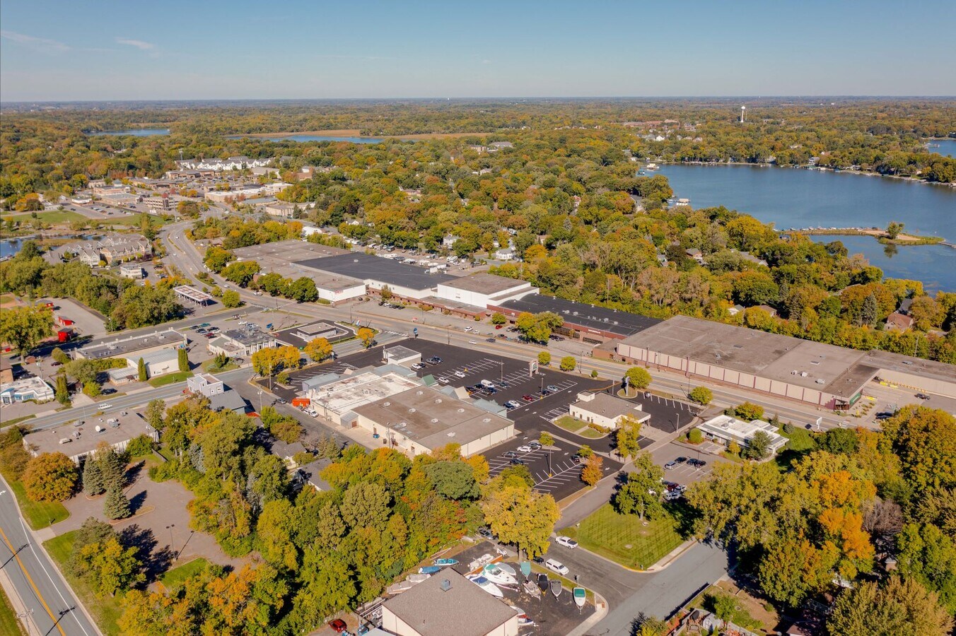 52175241 Shoreline Dr, Mound, MN 55364 Stonegate Plaza