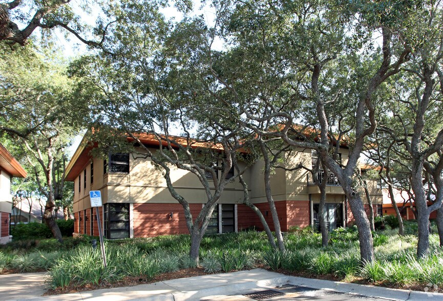 1140 Eglin Pky, Shalimar, FL for lease - Primary Photo - Image 1 of 48