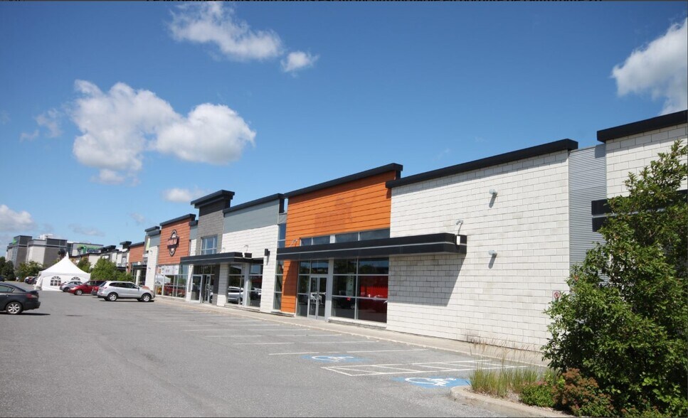 1330 Boul Casavant E, Sainthyacinthe, QC J2S 0G2