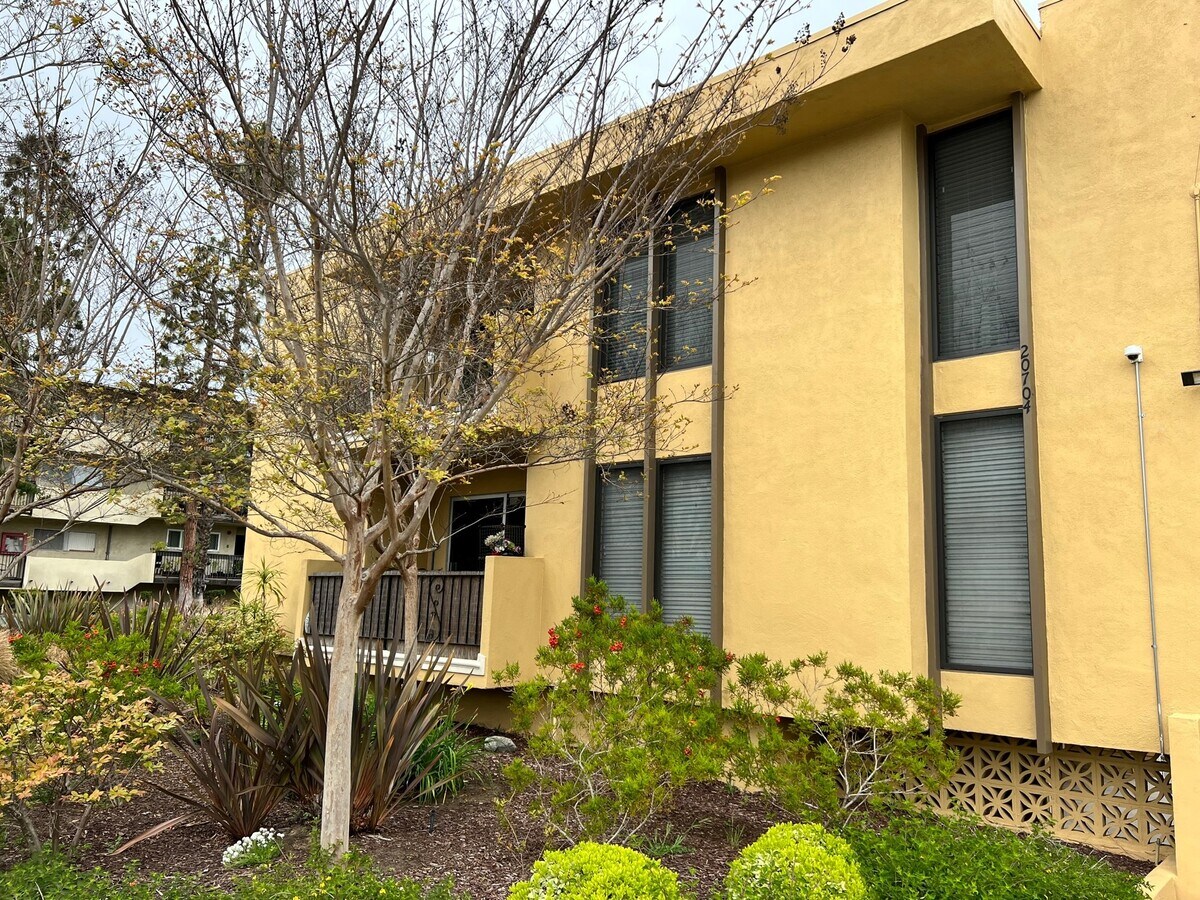 20704 Osage Ave, Torrance, CA 90503