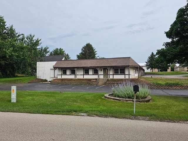 N44W32882 Watertown Plank Rd, Nashotah, WI for lease Building Photo- Image 1 of 2