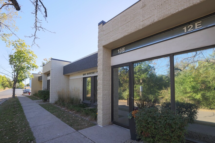 10740 Lyndale Ave S, Bloomington, MN for lease - Building Photo - Image 1 of 16