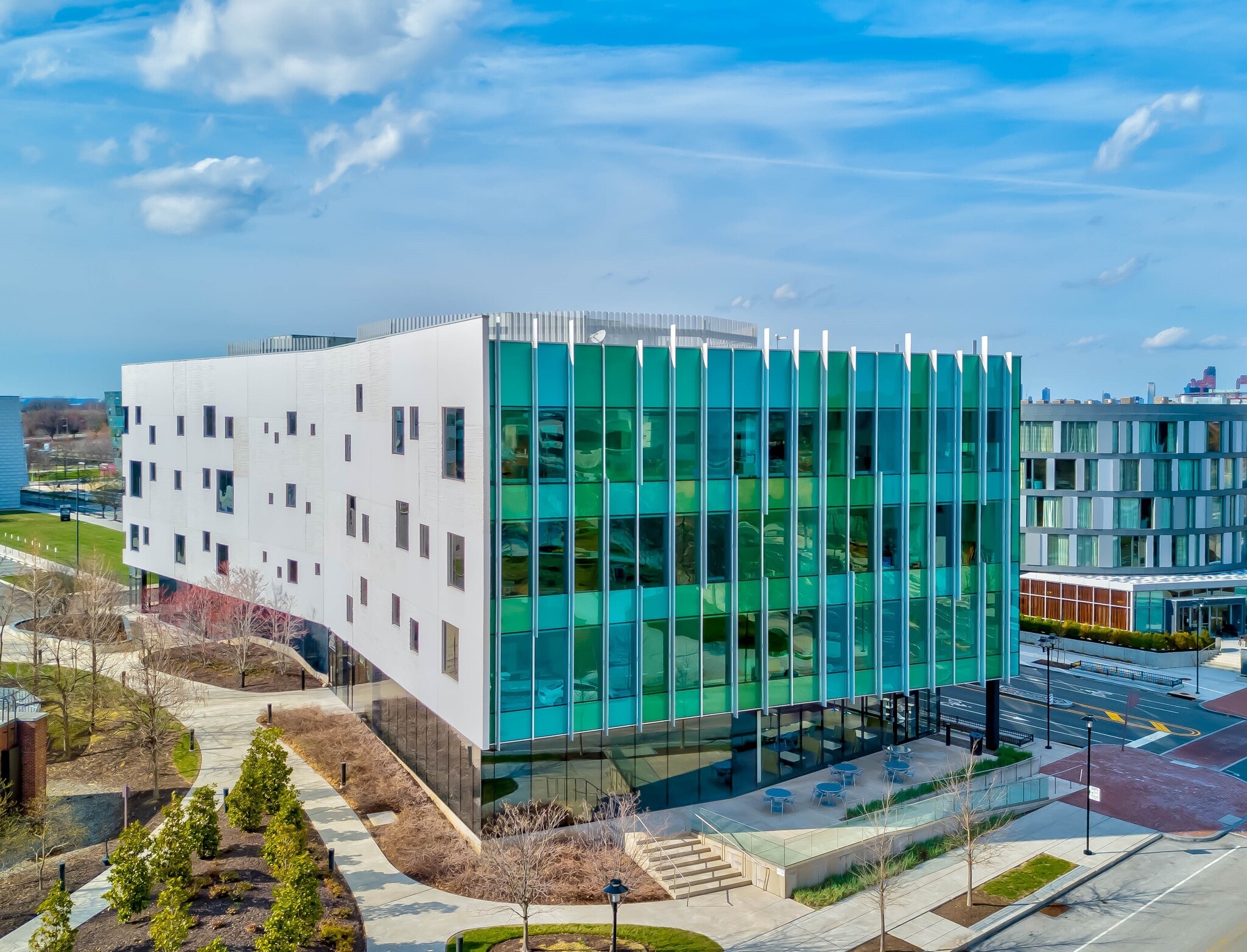 150 Rouse Blvd, Philadelphia, PA for lease Building Photo- Image 1 of 12