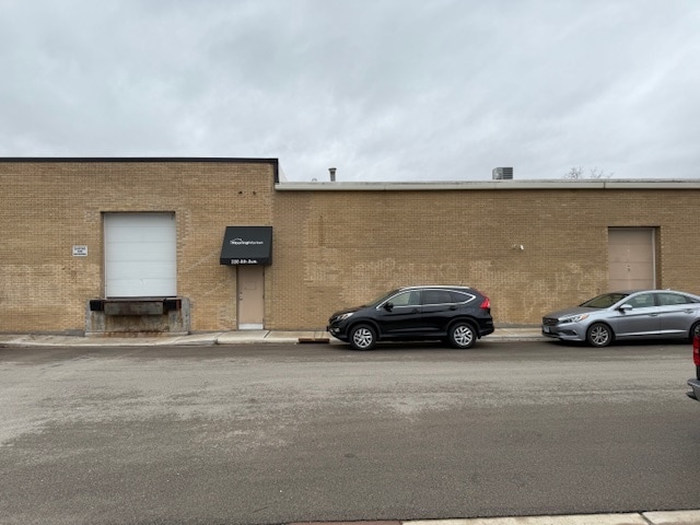 220 4th Ave, Rochelle, IL for lease - Building Photo - Image 3 of 31