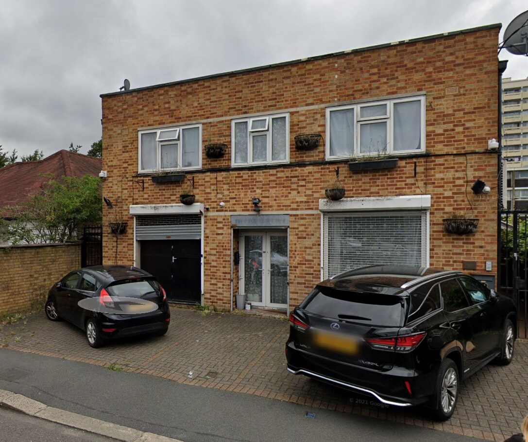 21 Garnault Rd, Enfield for sale Building Photo- Image 1 of 1