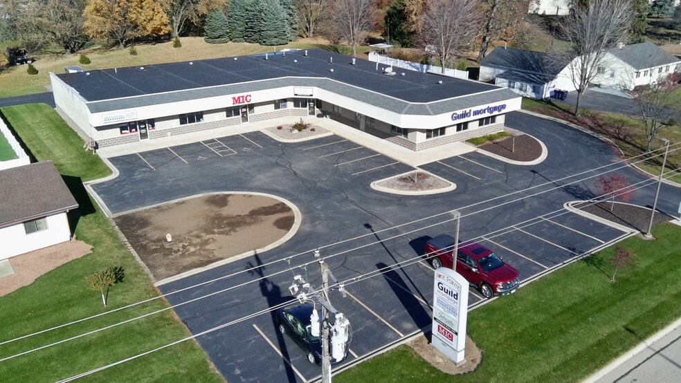 4407 Milton Ave, Janesville, WI for sale - Building Photo - Image 2 of 15