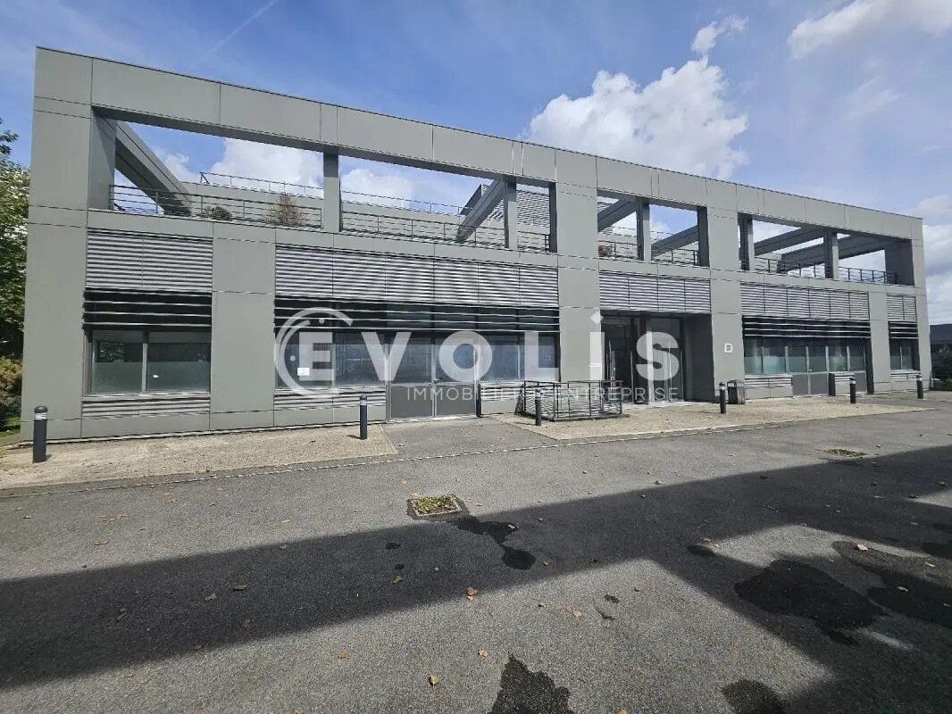 Office in Bagneux for lease Building Photo- Image 1 of 13