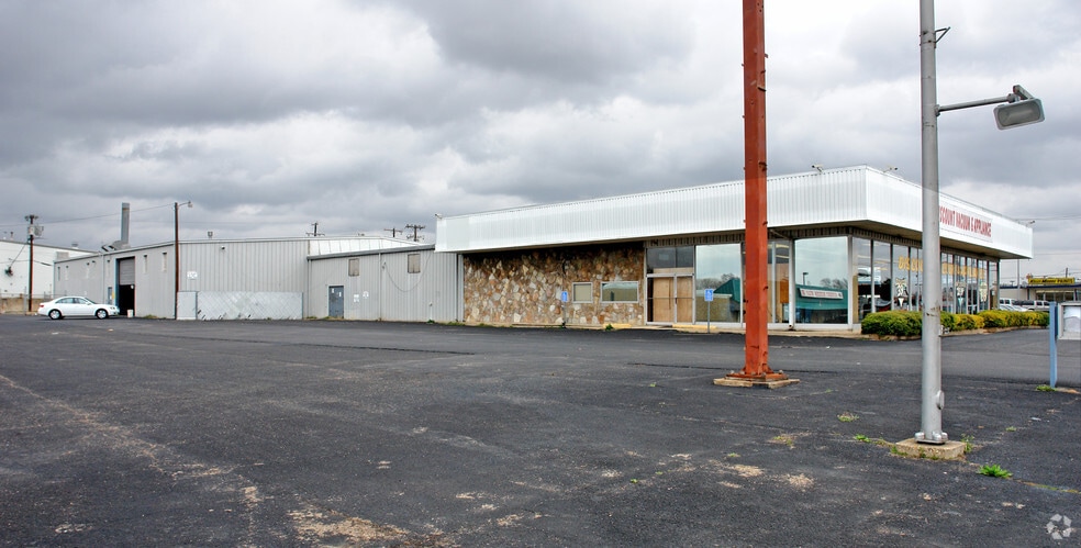 4501 W Waco Dr, Waco, TX for sale - Primary Photo - Image 1 of 1