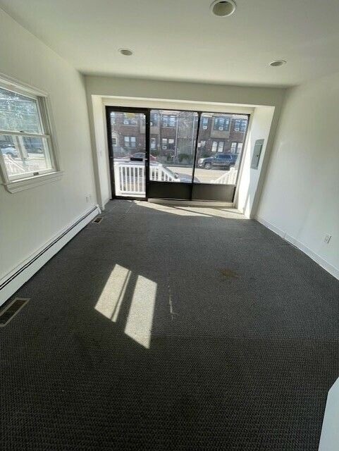 356 Willis Ave, Mineola, NY for lease Interior Photo- Image 1 of 4