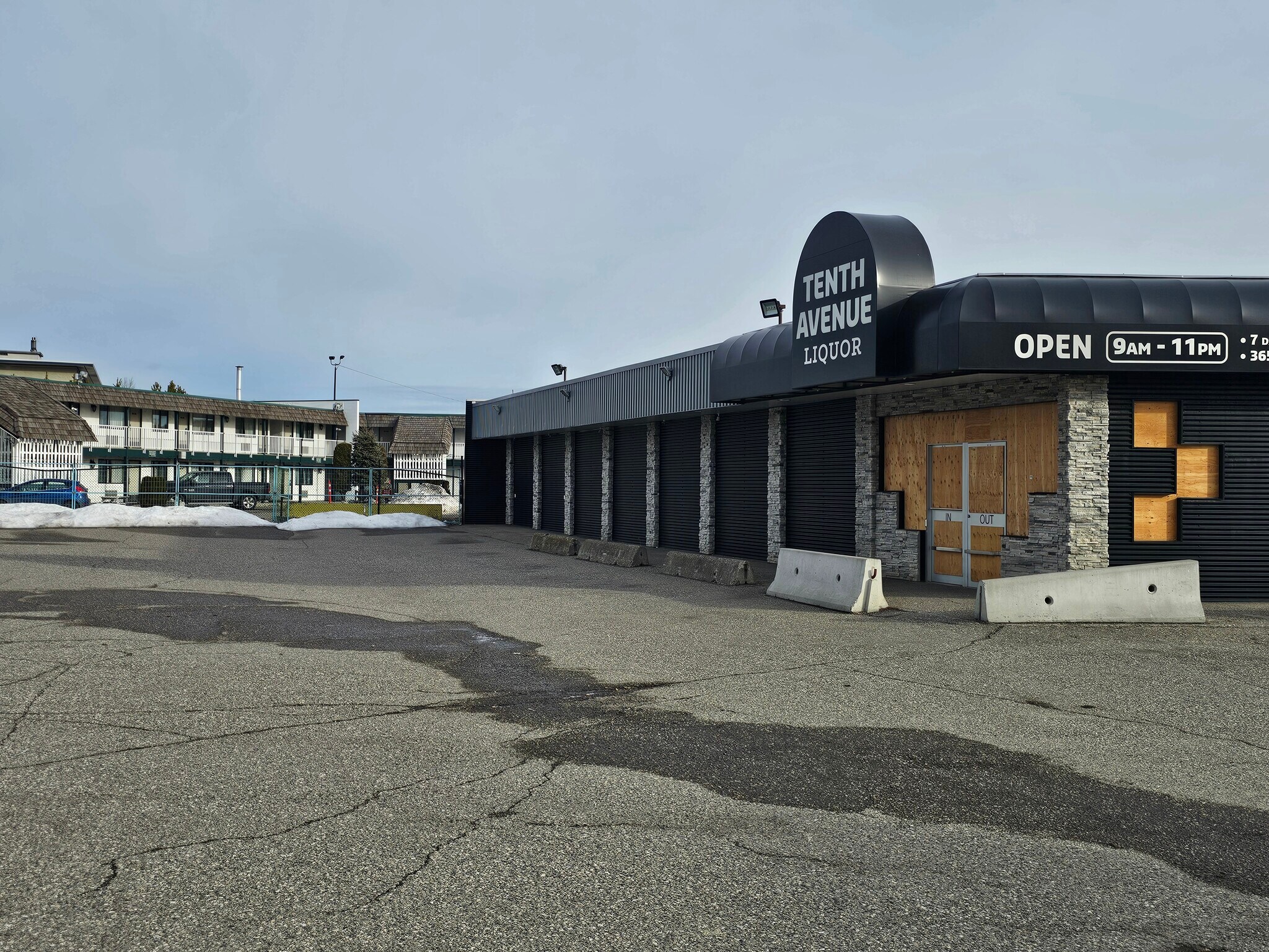 3240 10th ave, Prince George, BC for lease Primary Photo- Image 1 of 10