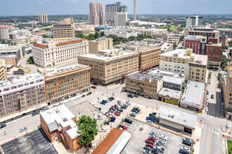 118 Broadway St, San Antonio, TX - aerial  map view