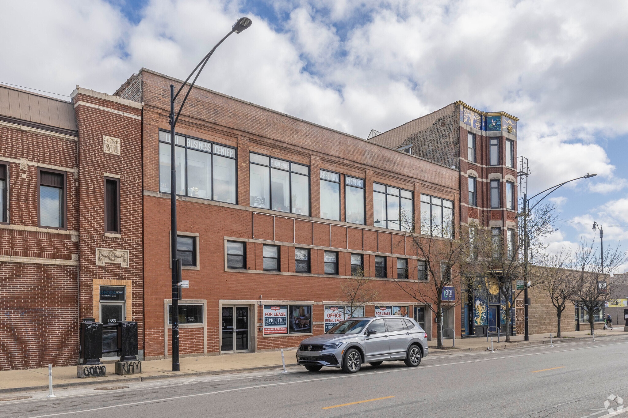 1655 Blue Island Ave S, Chicago, IL for lease Primary Photo- Image 1 of 14