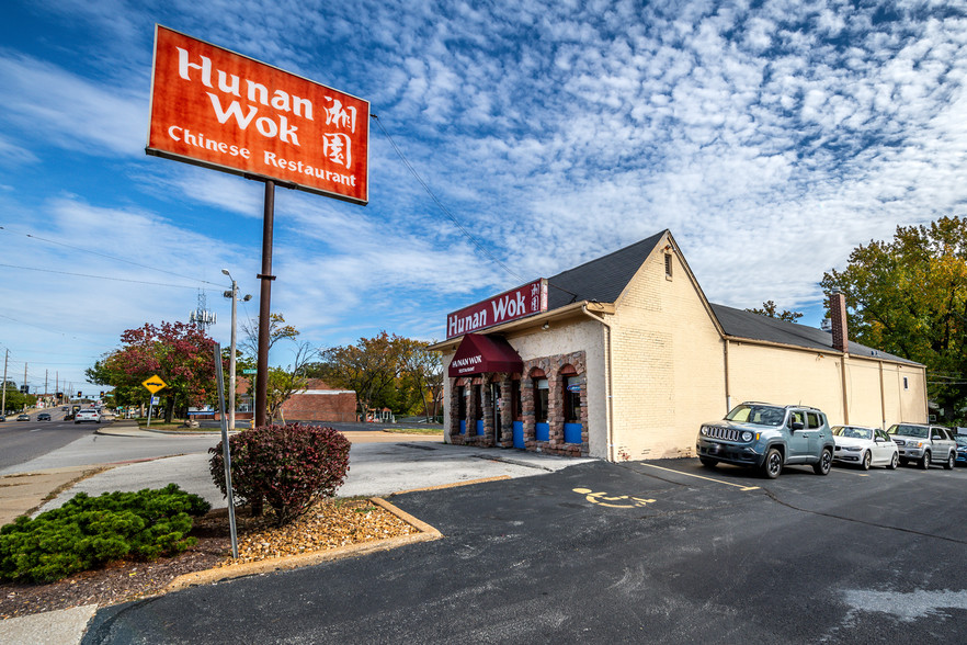 2428 S Brentwood Blvd, Saint Louis, MO, 63144 Restaurant Property For