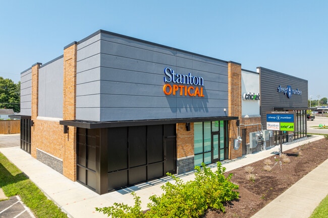 More details for 1980 N National Rd, Columbus, IN - Retail for Sale