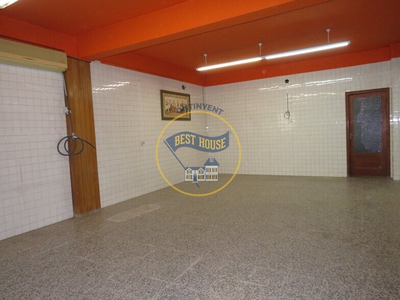 Retail in Ontinyent for lease - Building Photo - Image 2 of 7