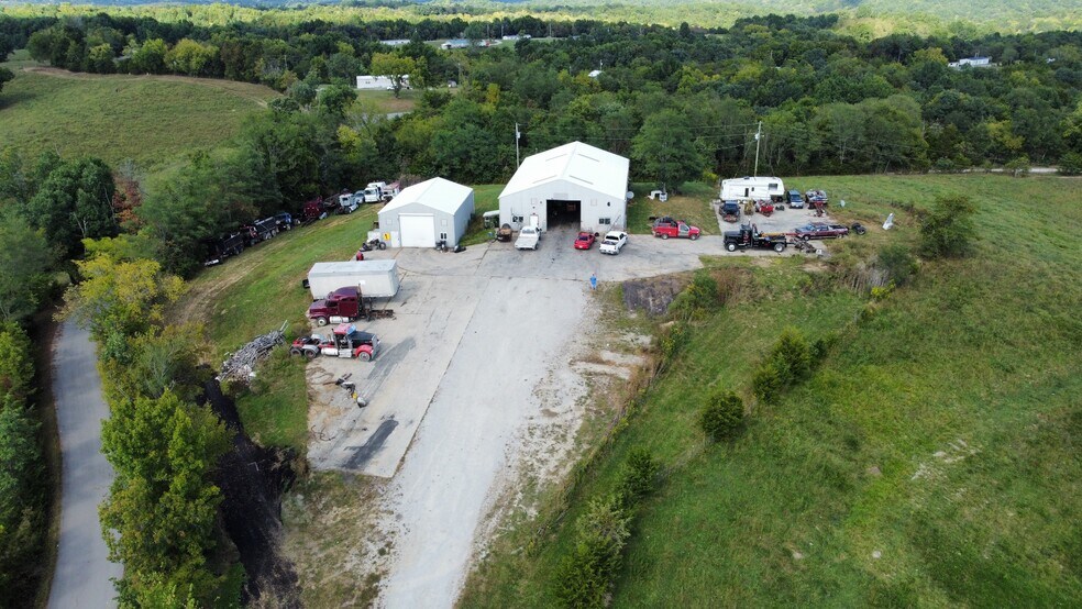 3622 Crossroad Park, Corinth, KY for sale - Building Photo - Image 1 of 1