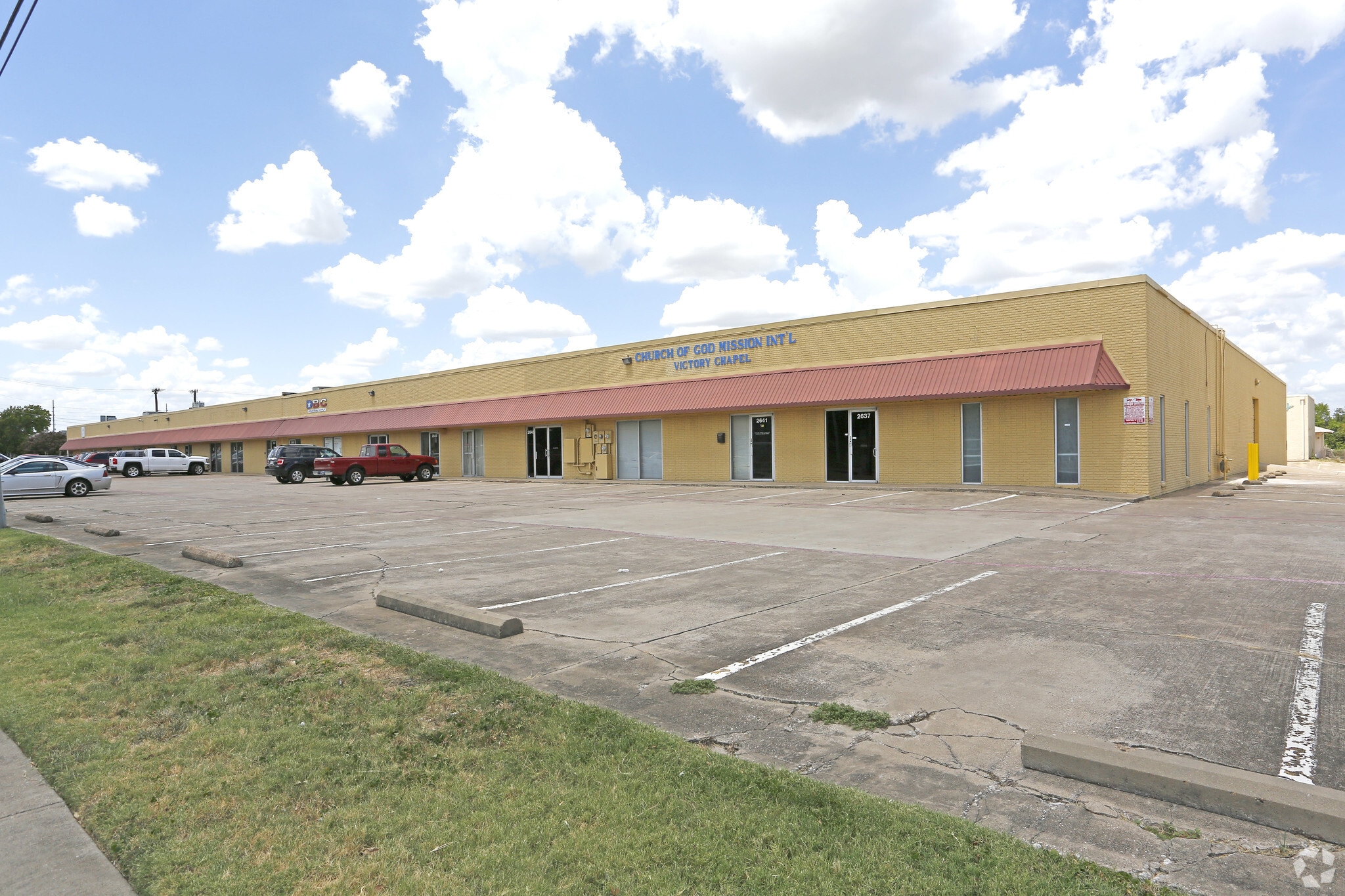 2637-2677 Forest Ln, Garland, TX for sale Primary Photo- Image 1 of 1