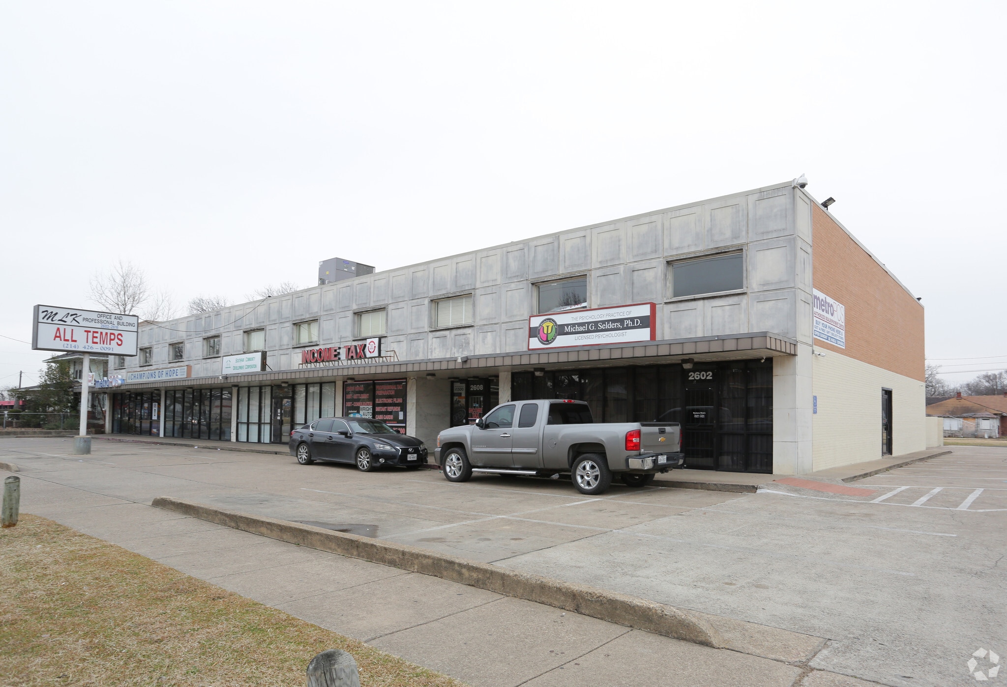 2602-2616 Martin Luther King Jr Blvd, Dallas, TX for lease Primary Photo- Image 1 of 3