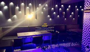 Retail in Madrid, Madrid for lease Interior Photo- Image 2 of 2