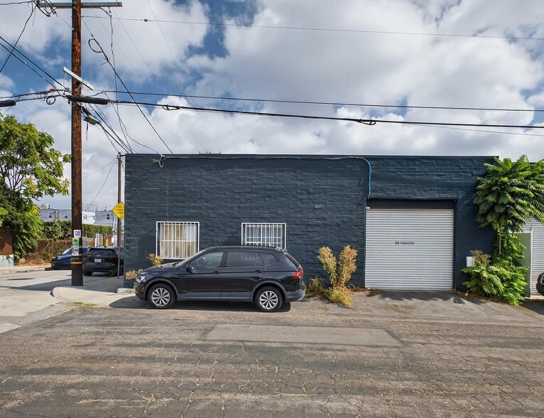 2900 Denby Avenue Ave, Los Angeles, CA for lease - Building Photo - Image 3 of 5