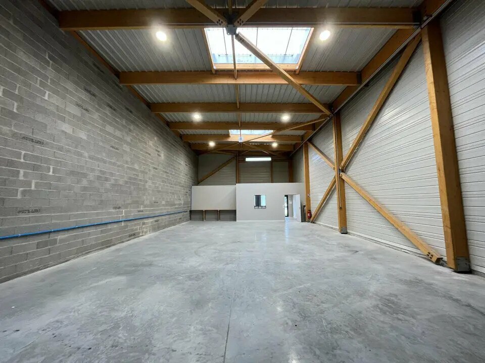 Flex in Le Havre for lease Interior Photo- Image 1 of 7