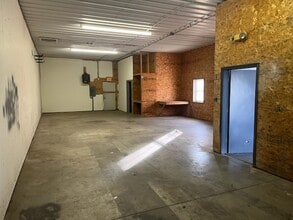 606 S Staley Rd, Champaign, IL for lease Interior Photo- Image 2 of 2