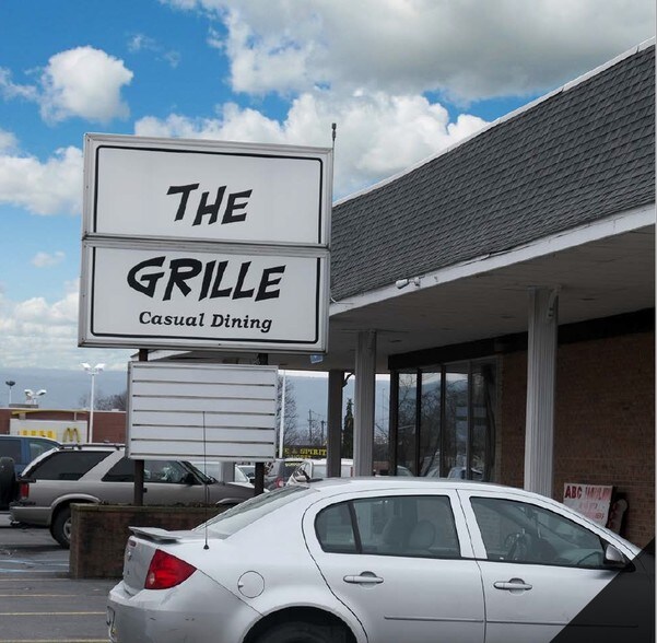 588 Union St, Luzerne, PA, 18709 Retail Property For Sale