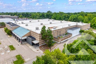 More details for 495 Summit Dr, Waterford, MI - Retail for Lease