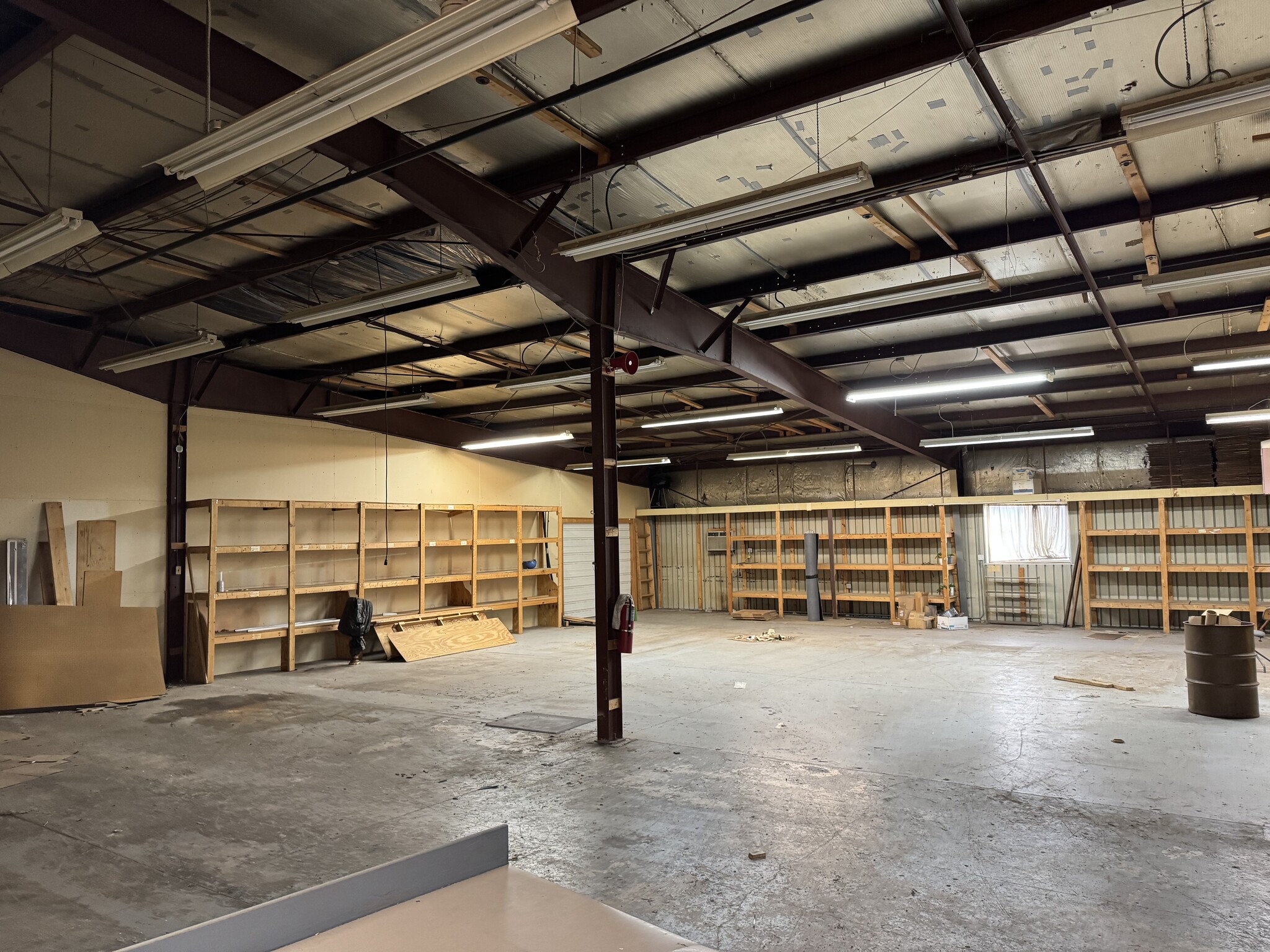 7909-7933 N 73rd St, Milwaukee, WI for sale Interior Photo- Image 1 of 4