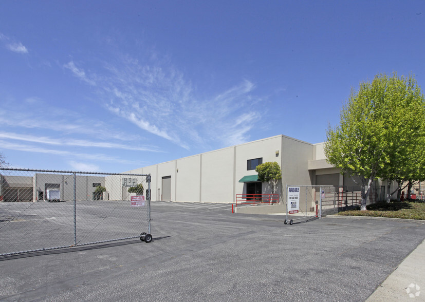 831 Almar Ave, Santa Cruz, CA for lease - Building Photo - Image 2 of 3