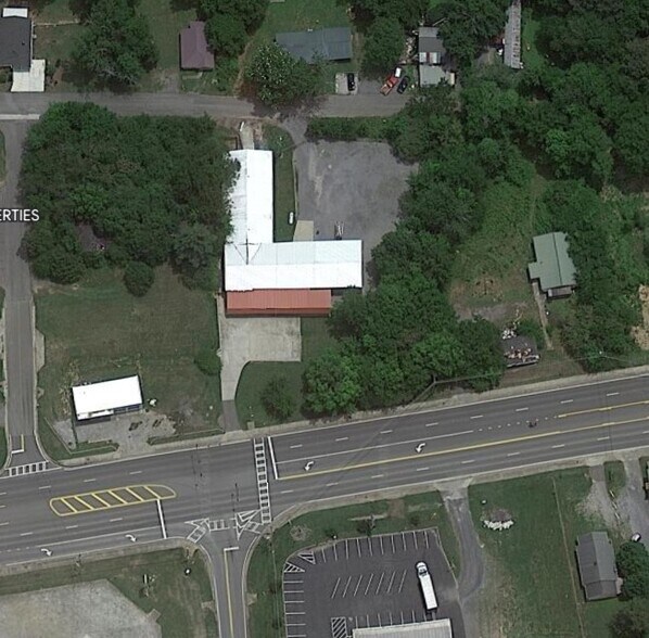 3311 St, Tunnel Hill, GA 30755