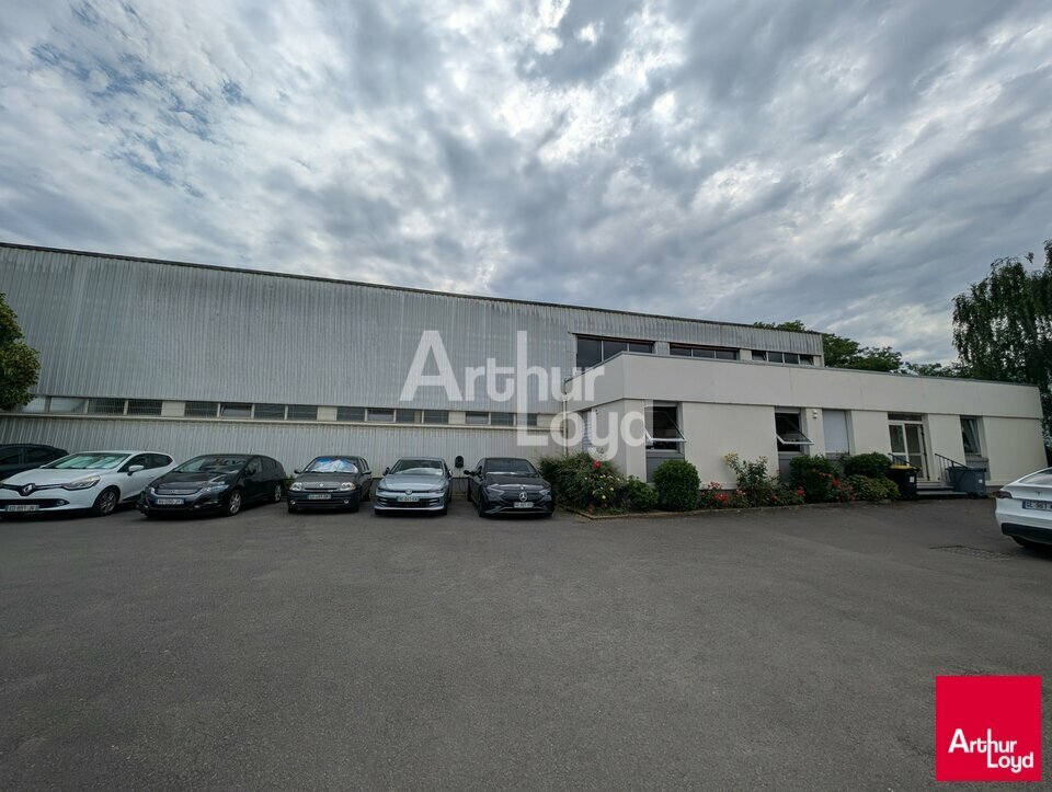 Flex in Le Rheu for sale Building Photo- Image 1 of 7