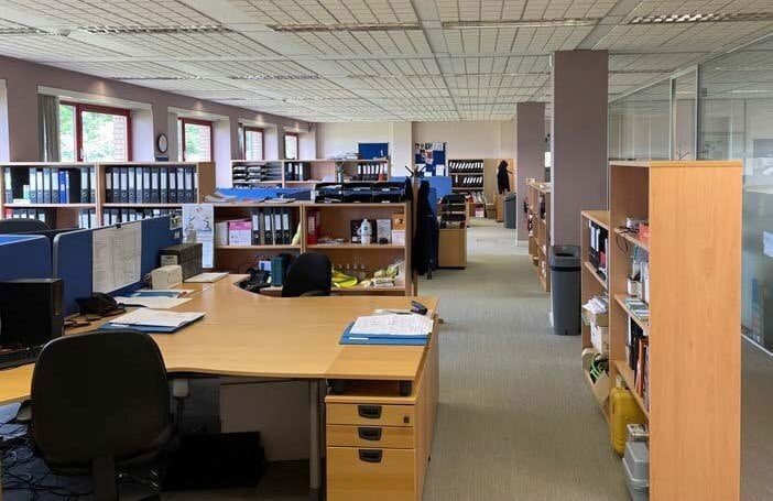 4A Royston Rd, Livingston for lease - Building Photo - Image 3 of 5