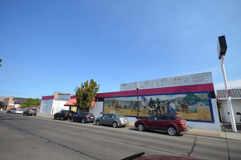 811 E 2nd St, The Dalles, OR for sale - Primary Photo - Image 1 of 1