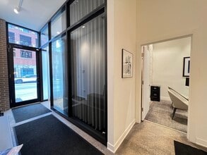 1419 W Belmont Ave, Chicago, IL for sale Interior Photo- Image 2 of 13