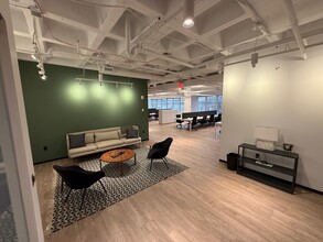 360 Hamilton Ave, White Plains, NY for lease Interior Photo- Image 2 of 5