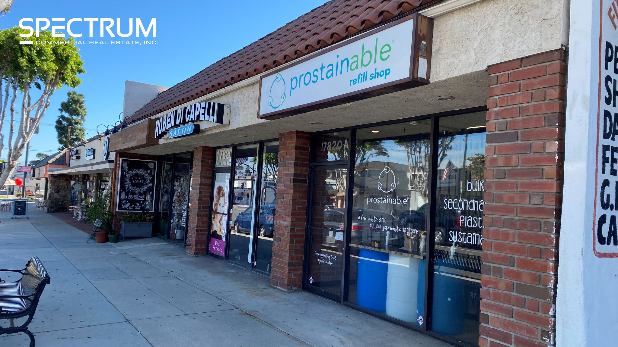 17818-17820 Chatsworth St, Granada Hills, CA for lease Building Photo- Image 1 of 8