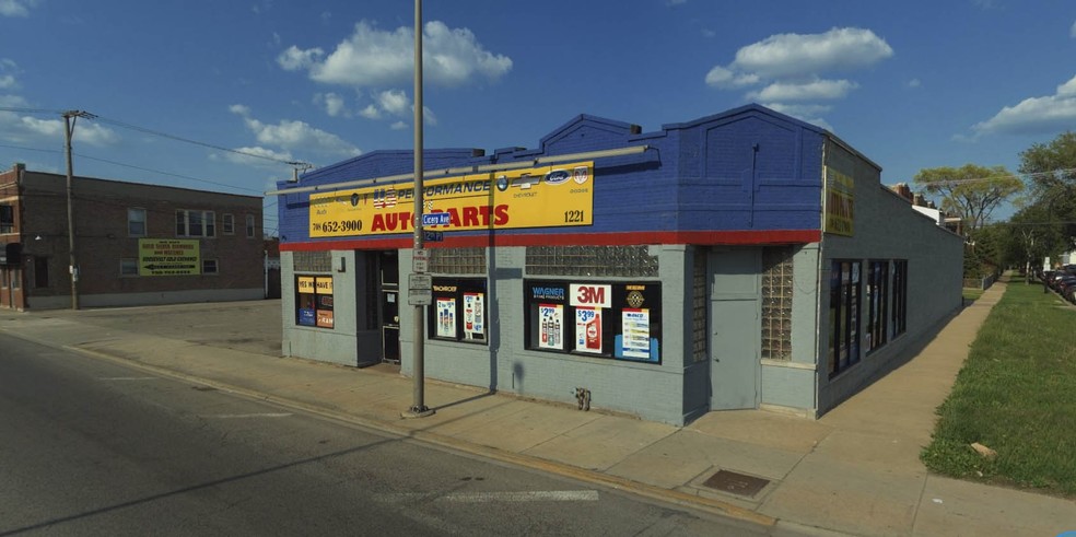 1221 S Cicero Ave, Cicero, IL for lease - Primary Photo - Image 1 of 3