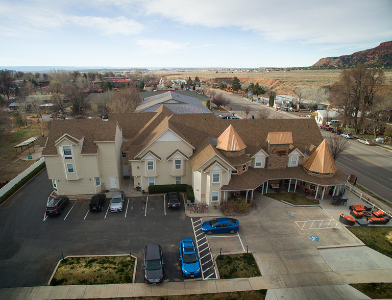 190 N 300 W, Kanab, UT for sale - Aerial - Image 2 of 19