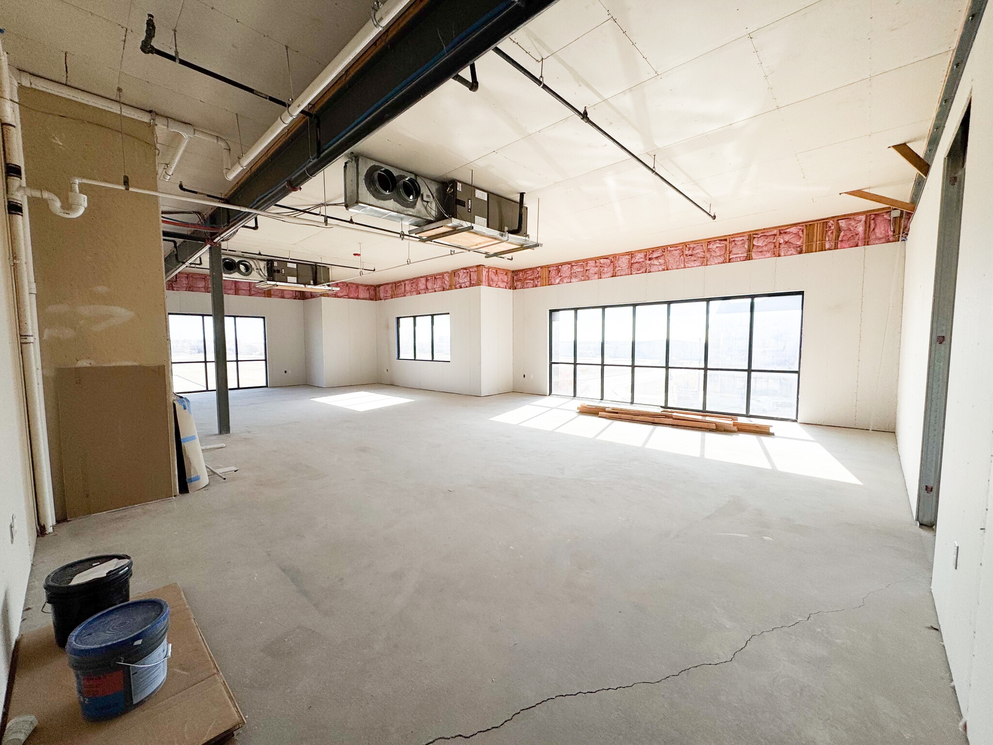 2801 36th Ave NW, Norman, OK for lease Interior Photo- Image 1 of 5