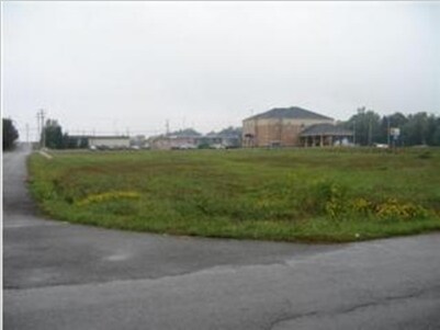 125 Logan St, Radcliff, KY for sale Primary Photo- Image 1 of 1