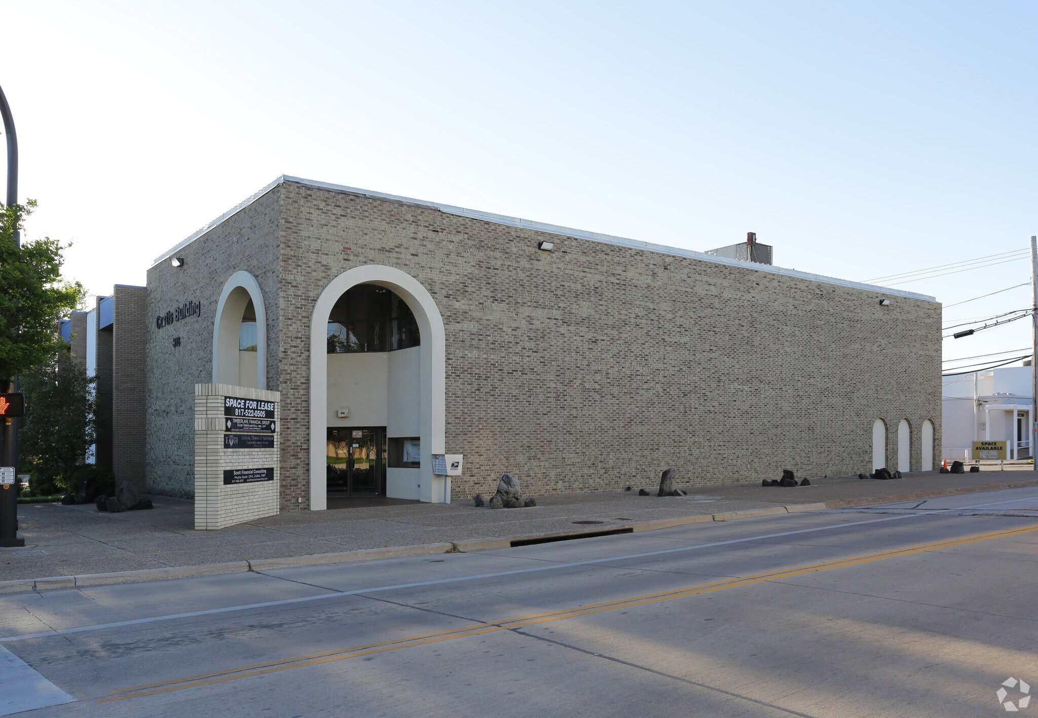 318 W Main St, Arlington, TX for sale Primary Photo- Image 1 of 1