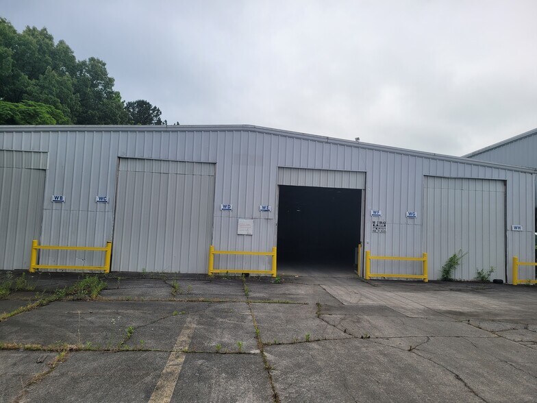 501 Richardson Rd SE, Calhoun, GA for lease - Building Photo - Image 2 of 6