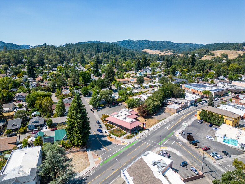 16 W Valley St, Willits, CA for lease - Aerial - Image 3 of 23