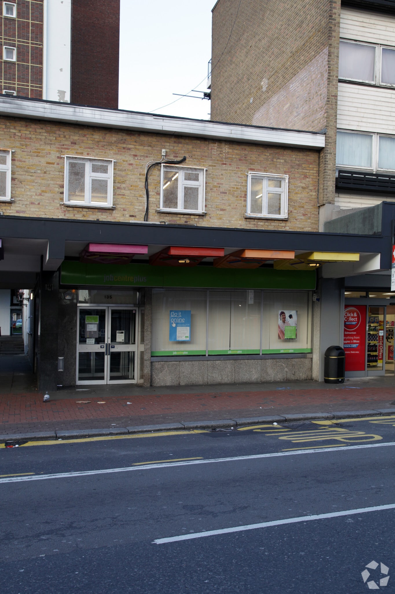 135 Fore St, London for sale Primary Photo- Image 1 of 1