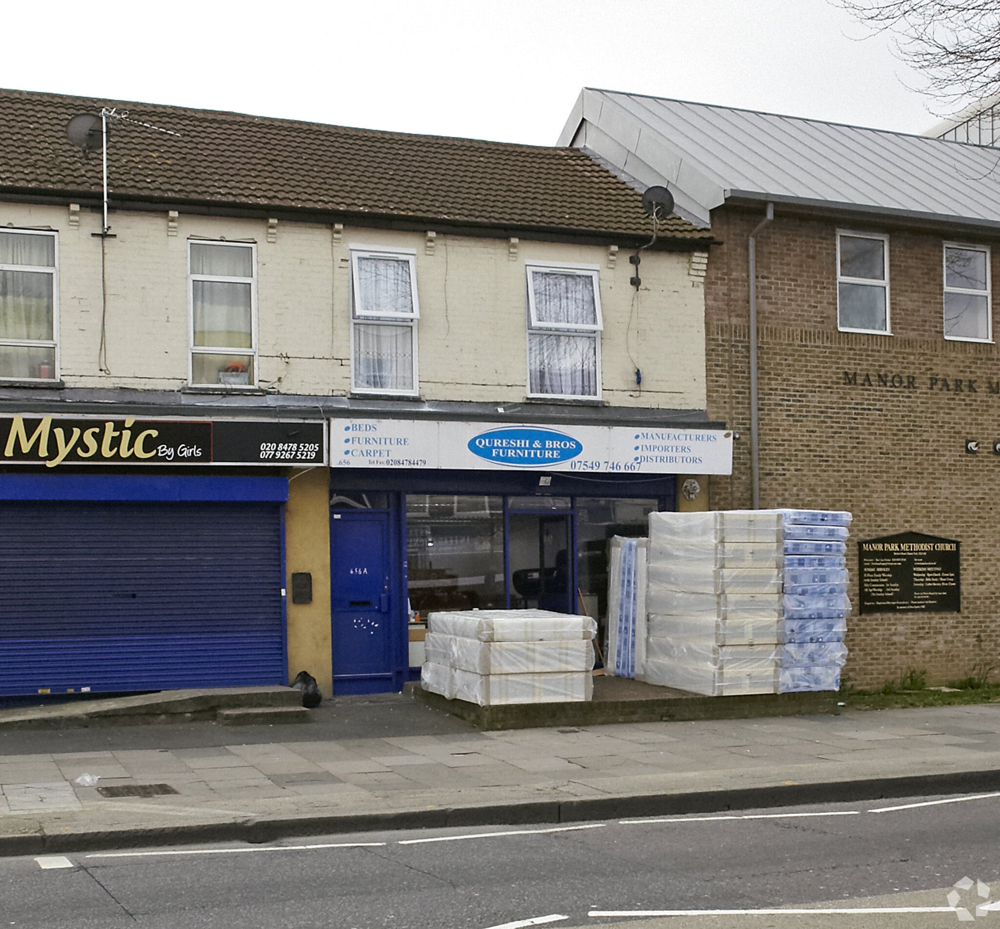 656-666 Romford Road portfolio of 3 properties for sale on LoopNet.com Primary Photo- Image 1 of 4