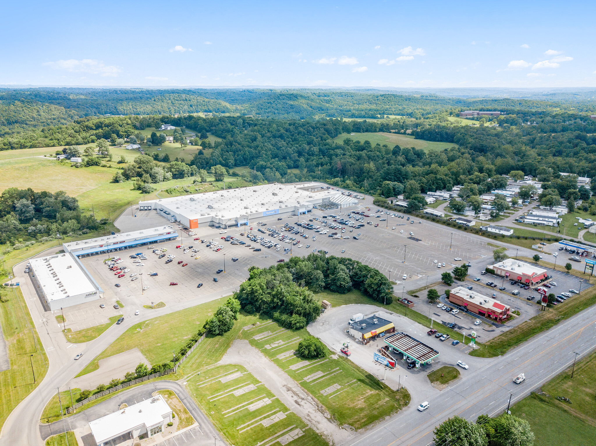 2850 Maysville Pike, Zanesville, OH for lease Building Photo- Image 1 of 19