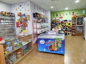 Retail in Quintanar de la Orden, Toledo for lease Interior Photo- Image 2 of 4