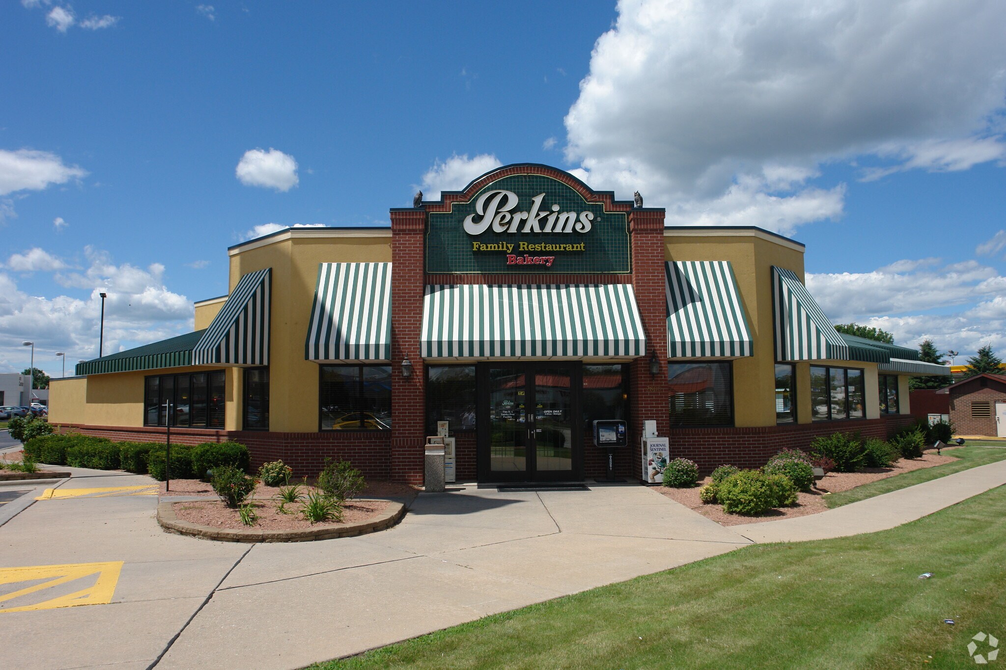 2800 Oneida St, Green Bay, WI for sale Building Photo- Image 1 of 1