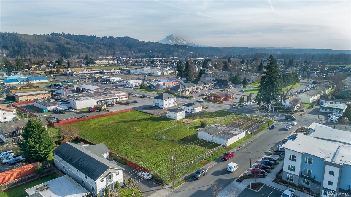 15403 Main St E, Sumner, WA for sale Primary Photo- Image 1 of 1